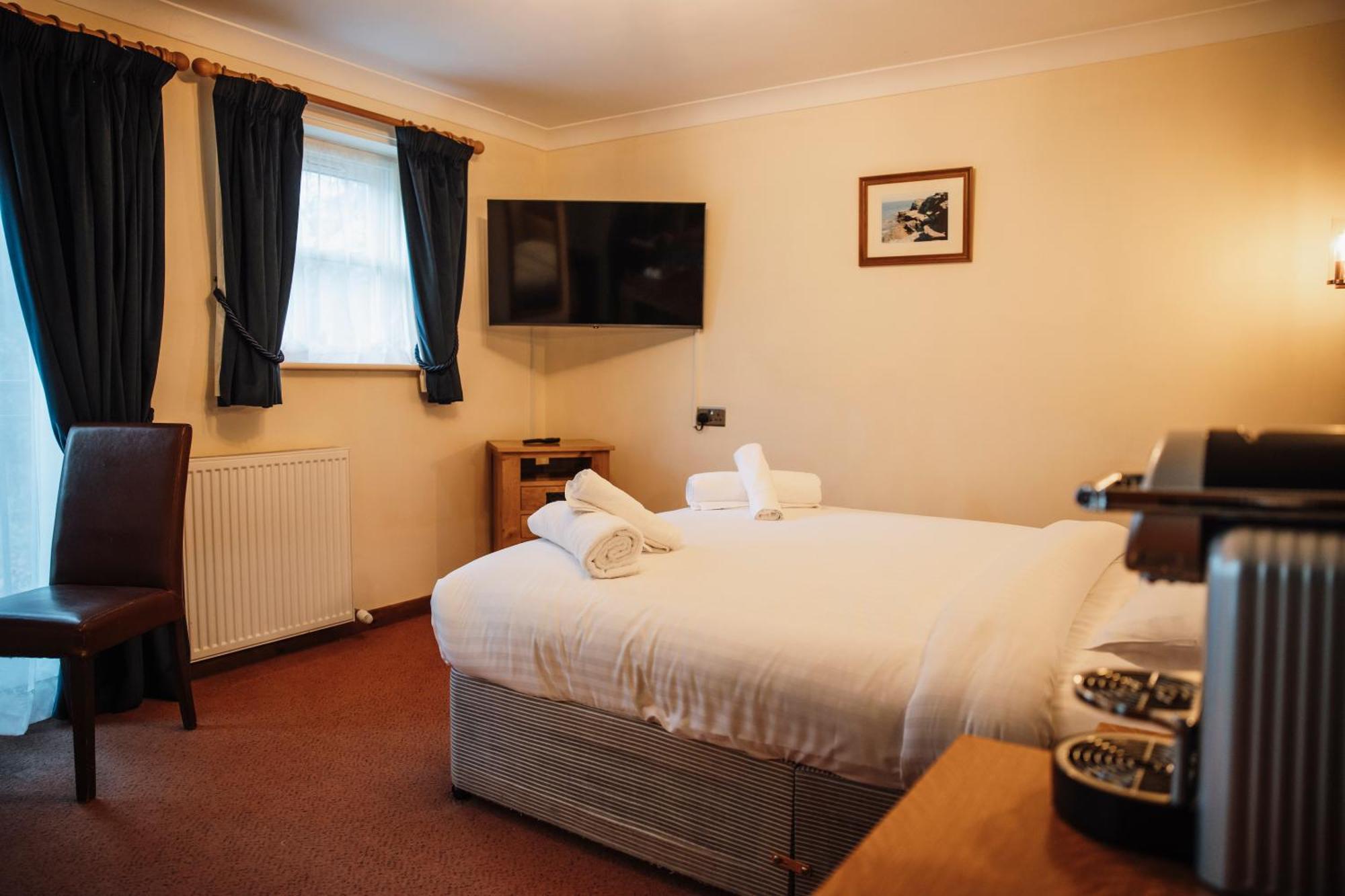Double Room,1632298720:JPEG